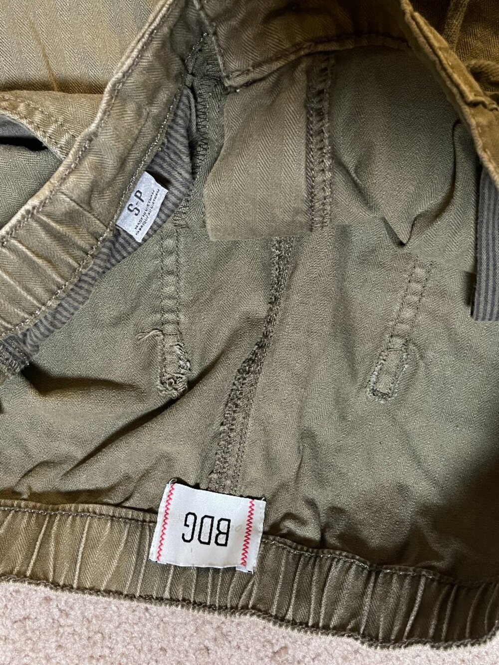 Olive BDG Station Cocoon Baggy Barrel Leg Cargo Pant - Picture 3 of 4